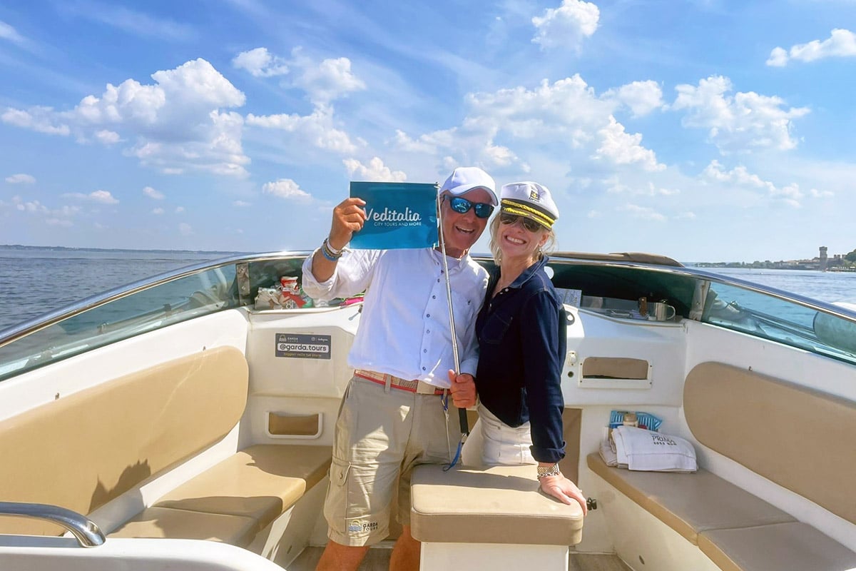 Private boat tour in Italy